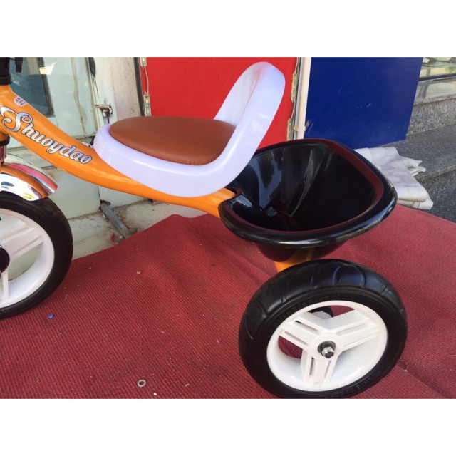 Xe Đạp 3 Bánh Yên Da Giỏ Phía Sau Hàng Cao Cấp Cho Bé từ 2-5 tuổi