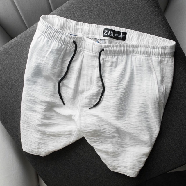 XẢ HÀNG QUẦN SHORT ĐŨI ZARA CHÍNH HÃNG 2 MÀU CƠ BẢN CỰC ĐẸP PHỤC VỤ AE NHÉ