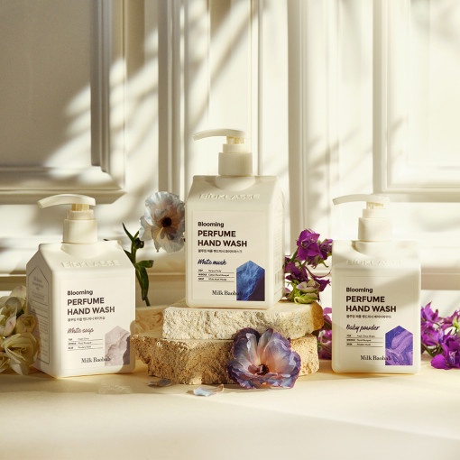 Set 3 chai nước rửa tay diệt khuẩn, lưu hương nước hoa Milk Baobab Hàn Quốc 250ml