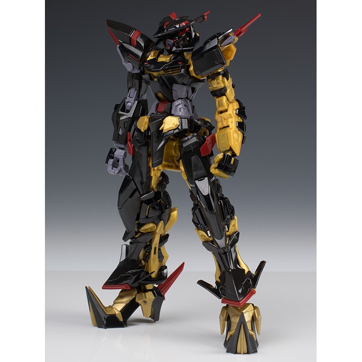 Mô hình gundam Bandai RG Gundam Astray Gold Frame Amatsumina