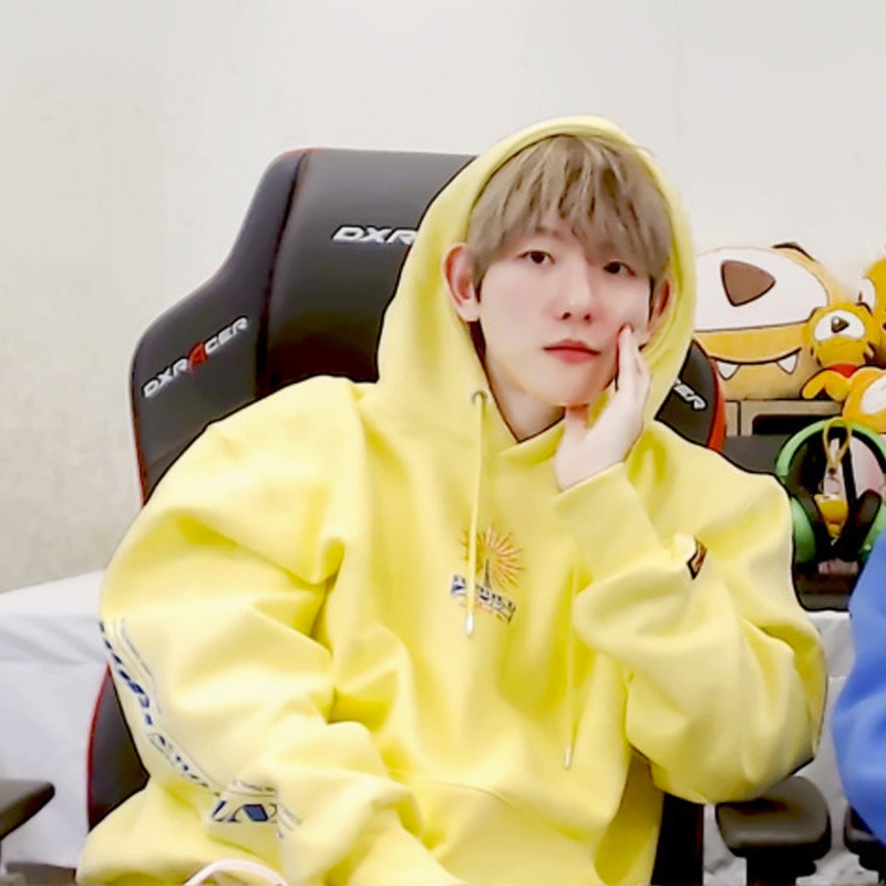 ẢNH THẬT ÁO HOODIE BAEKHYUN EXO BURIED ALIVE SHOW