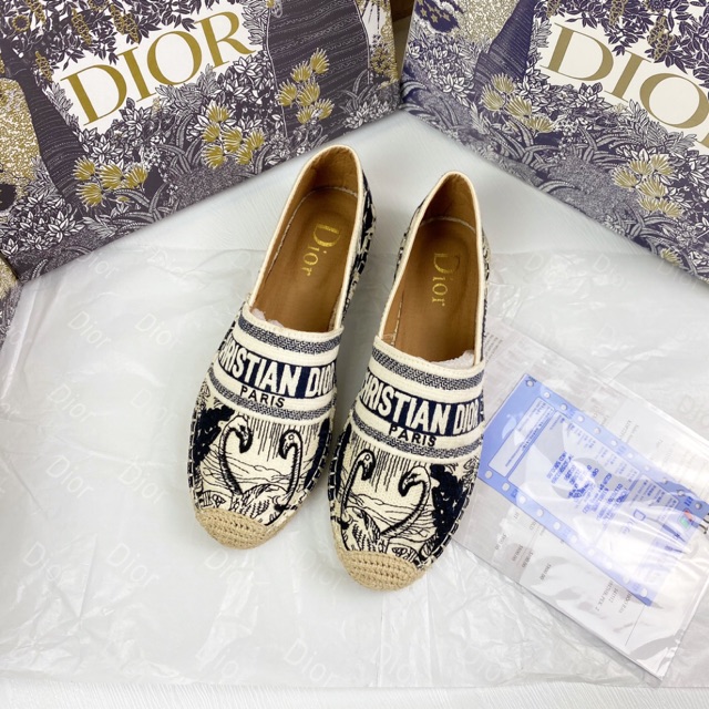 Slipon bản mới thiên nga