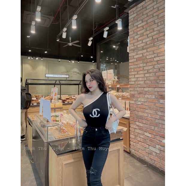 Áo len dáng ôm 1 vai thêu logo, Áo kiểu trên trực sexxy co giãn AL27817 - NhiNhi Shop