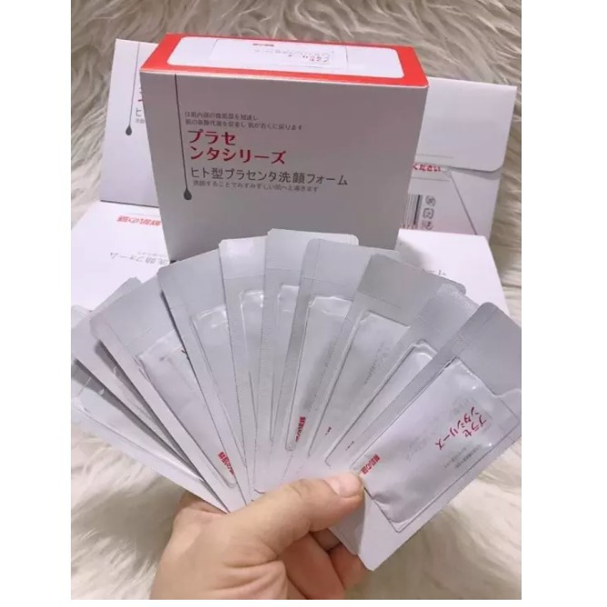 1 Hộp Ủ Trắng Face Nhau Thai Cừu Nhật Bản RWINE BEAUTY | BigBuy360 - bigbuy360.vn