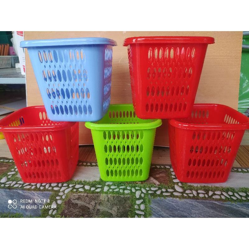 Sọt vuông mini để bàn nhựa Châu Hưng