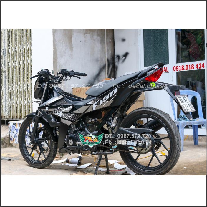 Tem Satria rời Xám đen (B)