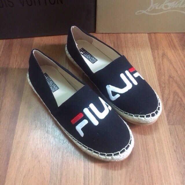 Slip-on êm chân | BigBuy360 - bigbuy360.vn