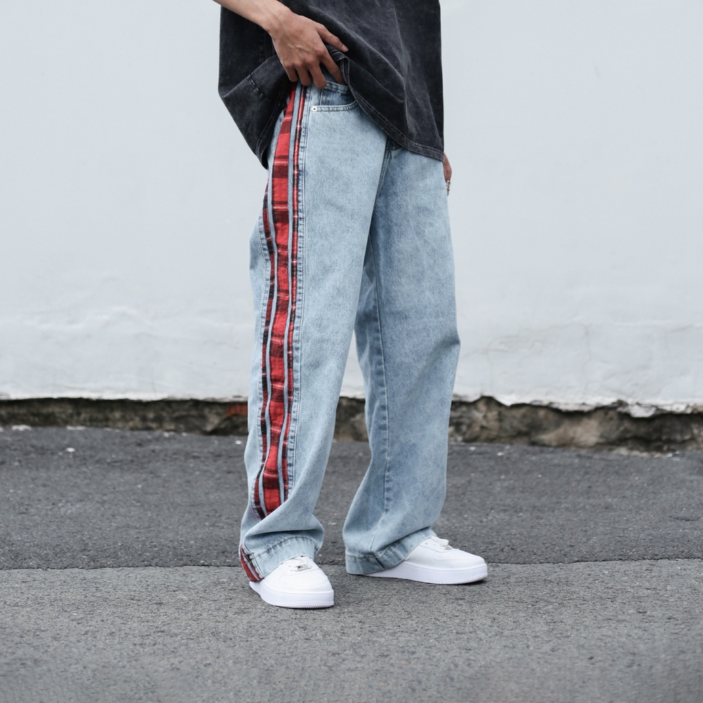 Quần Baggy Trơn Ống Suông Đứng-Chất Vải Jeans Cao Cấp Mềm Mịn-Unisex Nam Nữ Hot Trend Dễ Phối Đồ-Màu Xanh Phối Sọc Đỏ