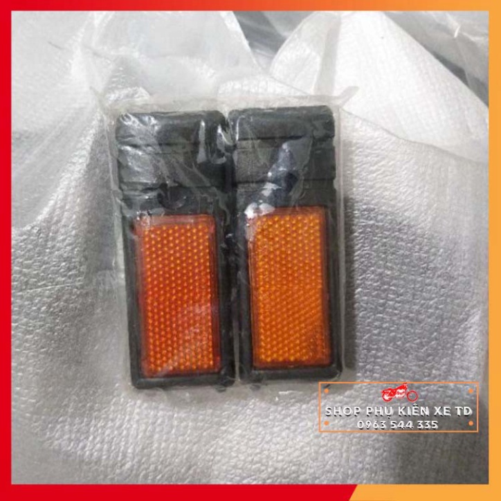 Đôi Mắt Phản Quang , Mắt Mèo Gắn Ốp Vai Dream  - tấm mắt cua xe máy Honda Dream thái và Dream Việt loại đẹp