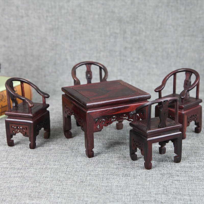 Gỗ gụ khắc hàng thủ công đồ trang trí nhà Minh và nhà Thanh thu nhỏ đồ nội thất Mô hình màu đỏ chua bàn ghế bành