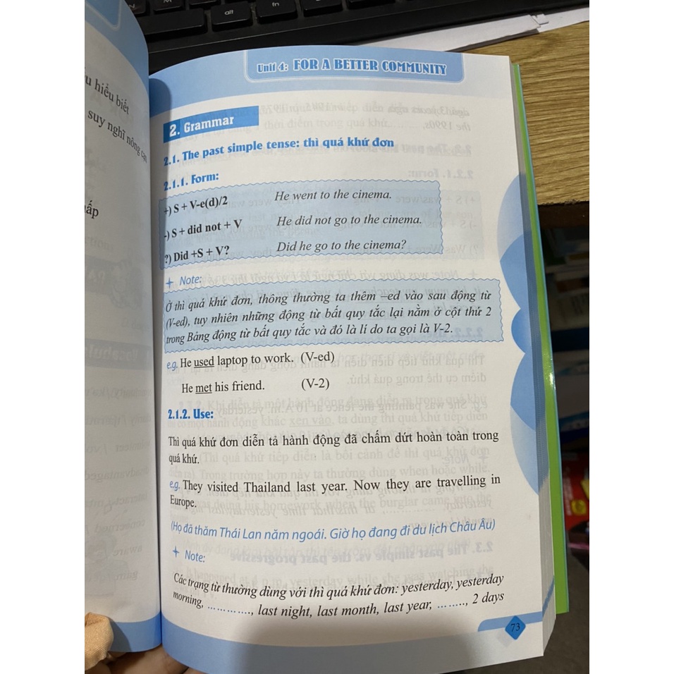 Sách - Trọng tâm kiến thức tiếng anh lớp 10