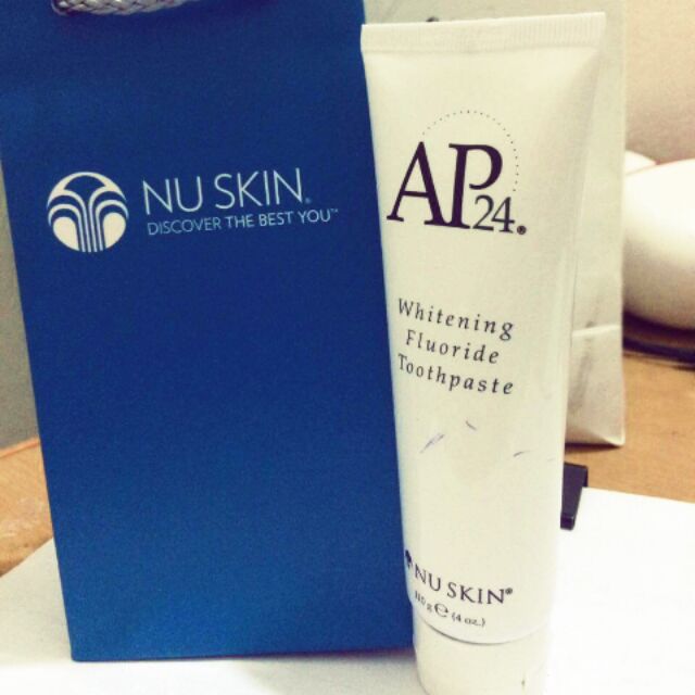 Kem đánh răng AP24