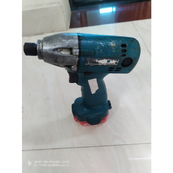 Thân máy + vỏ pin máy bắt vít Makita 9.6volt model 6908