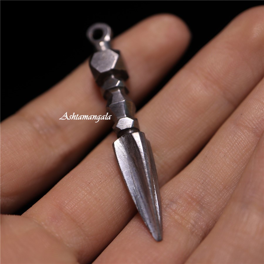 MẶT DÂY CHUYỀN CHÙY ĐAO KIM CƯƠNG TÂY TẠNG