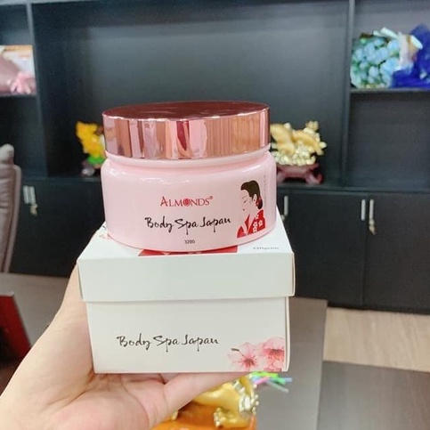 KEM BODY SIÊU TRẮNG SPA JAPAN ALMONDS