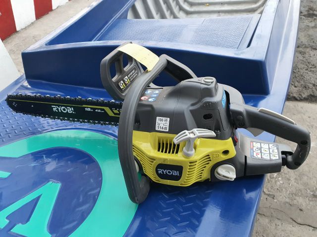 Máy cưa xích xăng RYOBI  80% nhập Úc