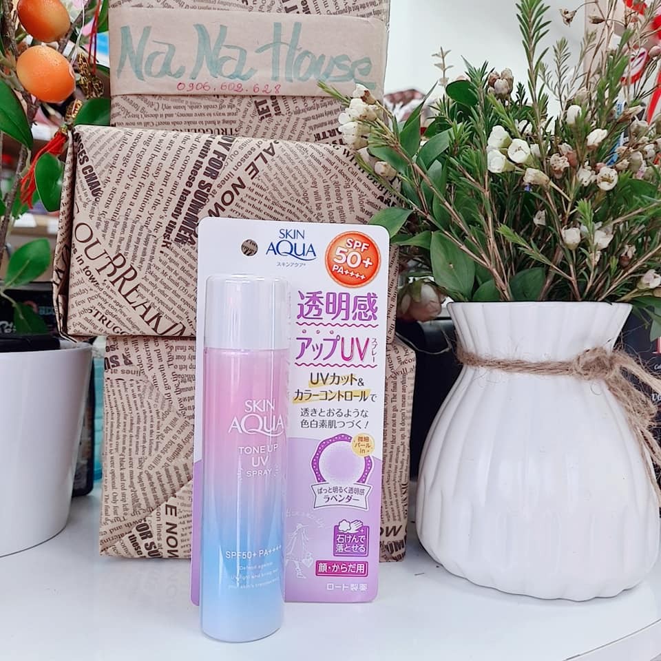 Xịt Chống Nắng Skin Aqua Tone Up Spray SPF 50+ PA+++ 70g