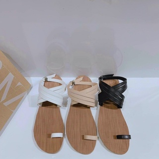 sandal xỏ ngón