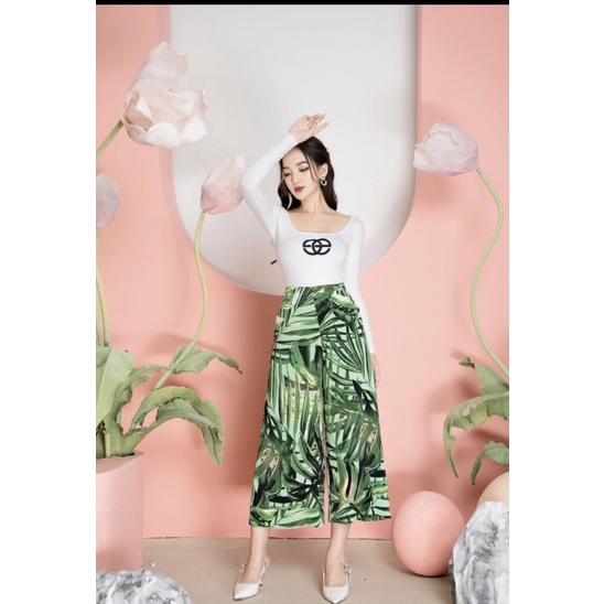 Elise newtag set áo và quần Elise mới nguyên tag M/L