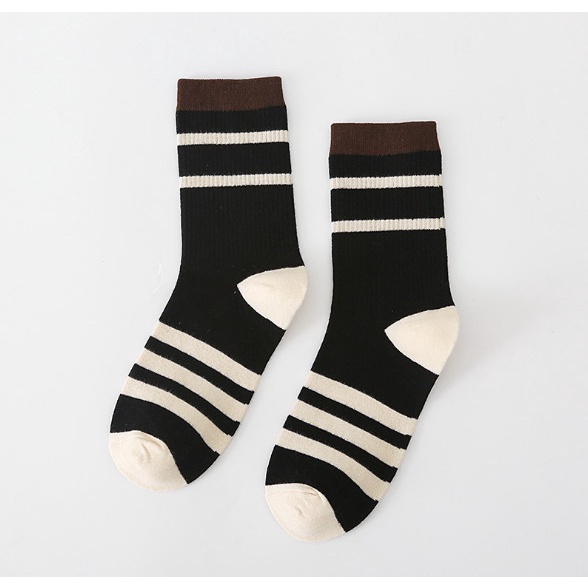 Vớ Tất thể thao cao cổ Nam Nữ phong cách trẻ trung và năng động.