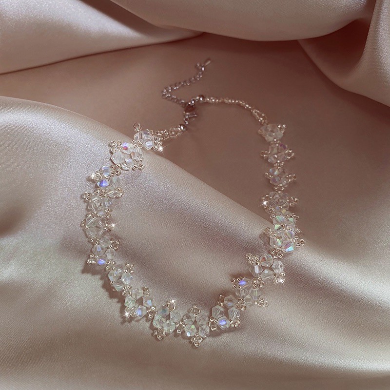 Vòng cổ đá pha lê...