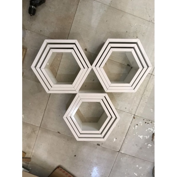bộ 3 ô lục giác tặng kèm phụ kiện âm tường gỗ MDF lõi xanh