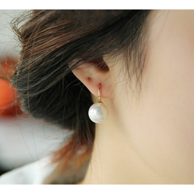 Elegant Round Pearl Earring / Drop Earrings for Women / Fashion Stud Earrings For Wedding Party