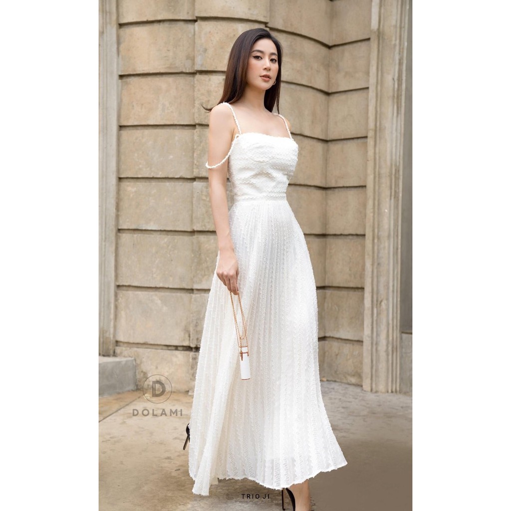 Đầm maxi ren thêu nổi 2 dây