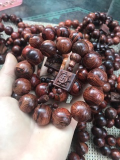 Vòng tay sưa 18li