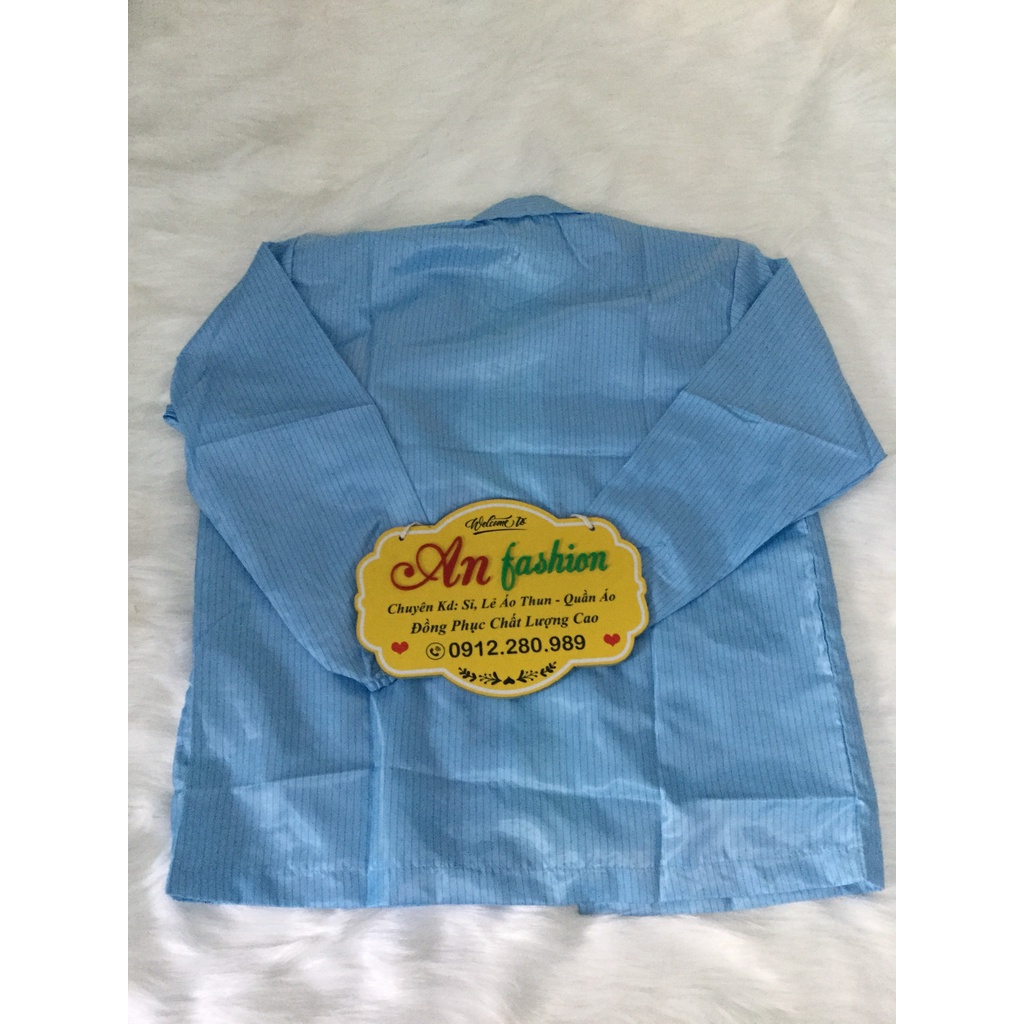 Áo phòng sạch chống tĩnh điện màu xanh _ Hình chụp thật