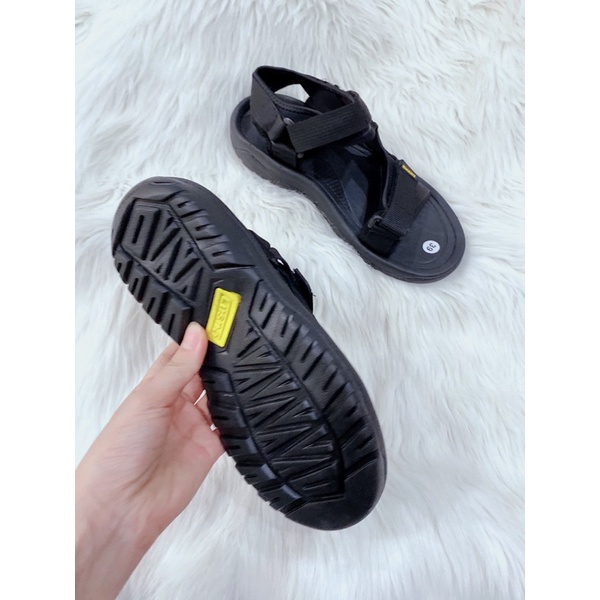 dép xăng đan quai hậu nam 2 kiểu đế đen