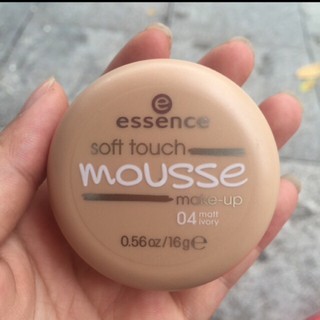 Phấn tươi ESSENCE MOUSSE - TÔNG SÁNG SỐ 04