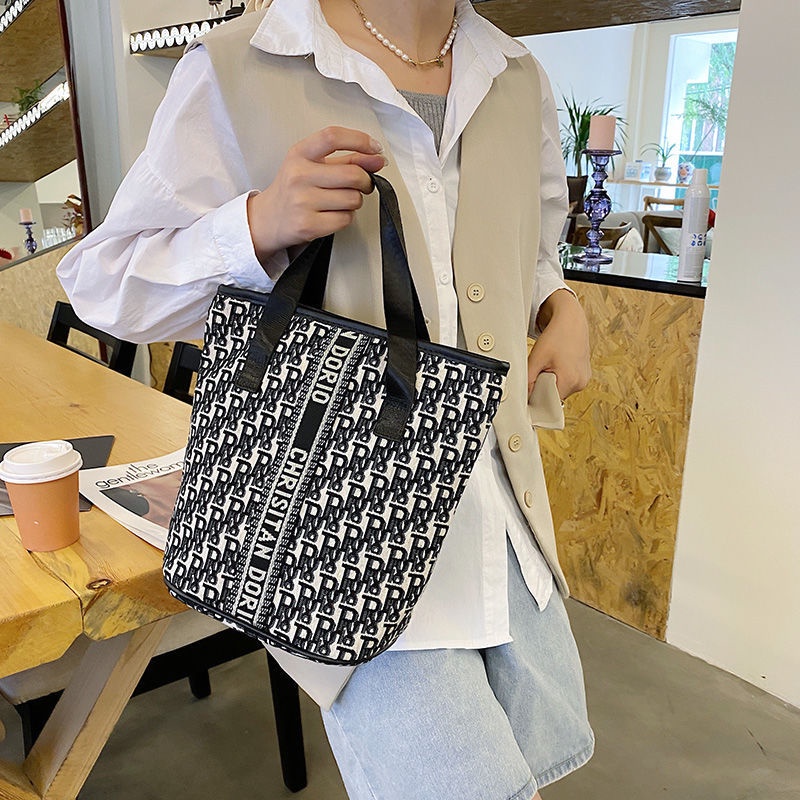Túi Xách Canvas Phối Khóa Kéo Thiết Kế Mới Đơn Giản Thời Trang