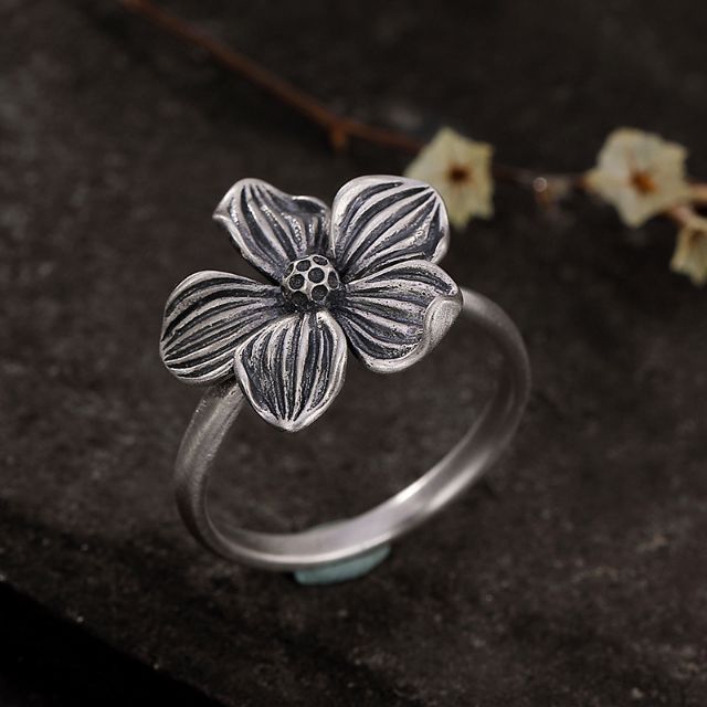 Nhẫn hoa bạc thái 5 cánh