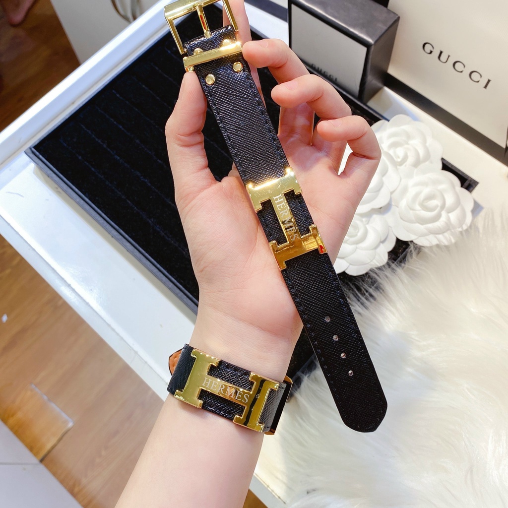 Vòng tay nữ dây da cao cấp Ròm House hoạ tiết và logo thương hiệu cao cấp - VTDBT01804