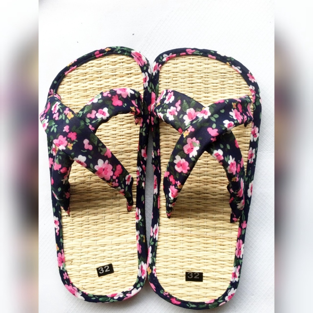 Dép bé gái quai chéo, dép mang trong nhà, dép đi biển