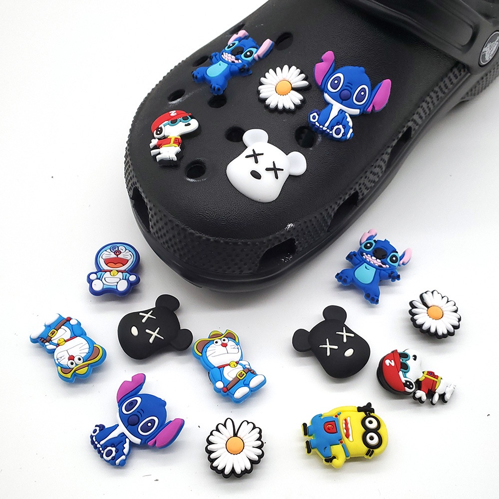 Gấu Đen Trắng Sticker Dép Crocs Charm Crocs Jibbitz Để Trang Trí Dép Chữ H Crocs Dép Lê Dép Tổ Ong