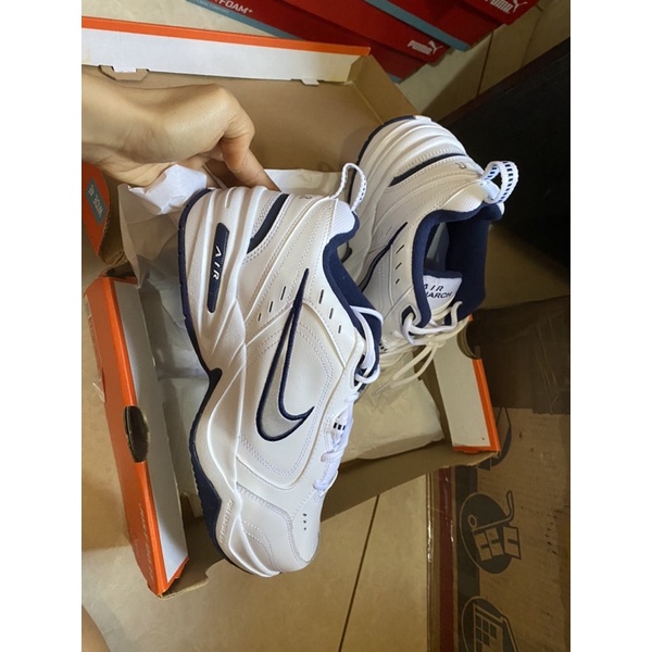 Giày Nike air Monarch IV new