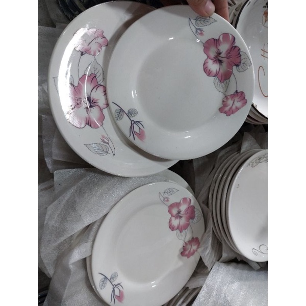 Dĩa sứ cạn bông hồng