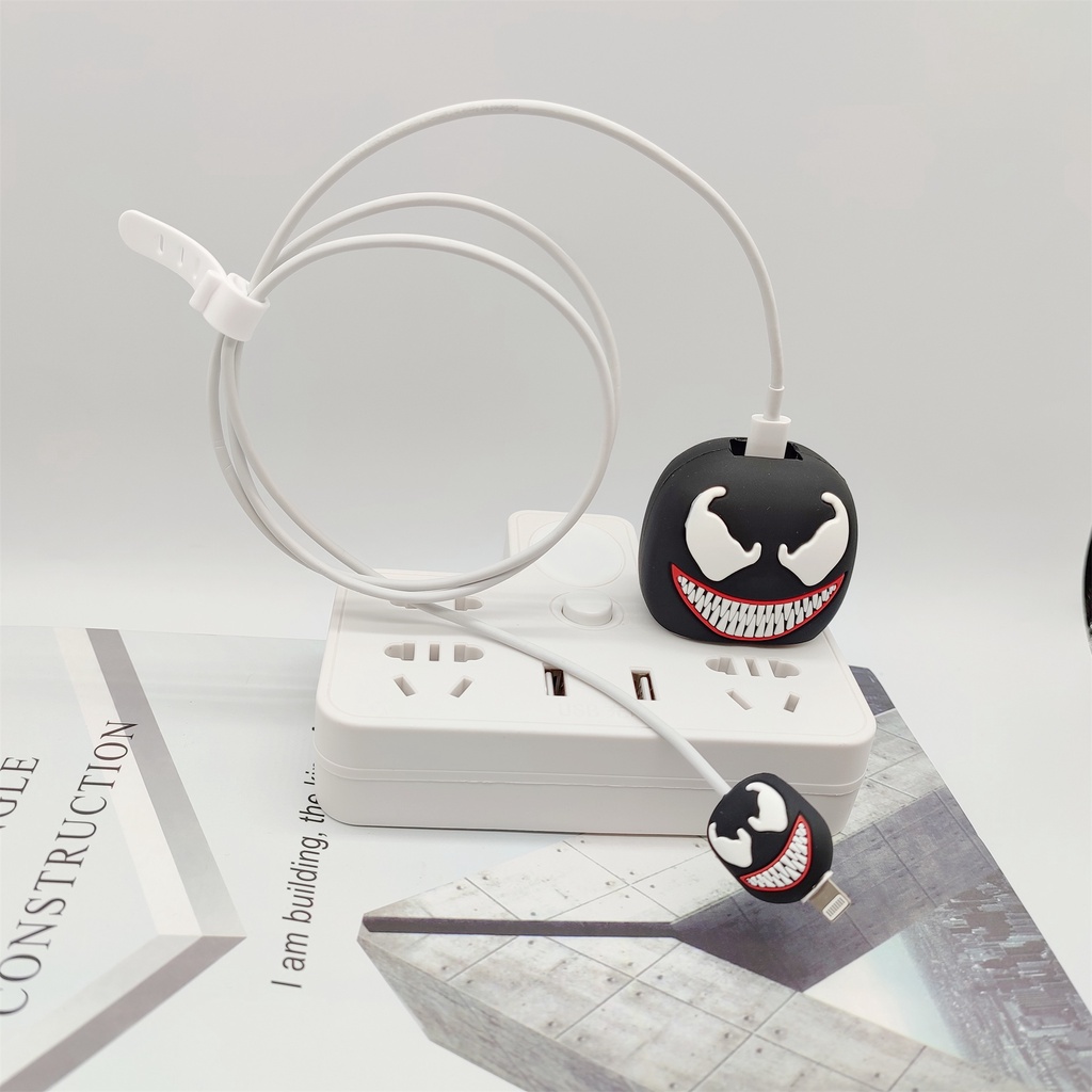 Bộ 2 Món Vỏ Bảo Vệ Dây Cáp Sạc Tai Nghe Apple iphone Bằng silicone Chống Sốc Hình Ly Trà Sữa 3D Dễ Thương 18W/20