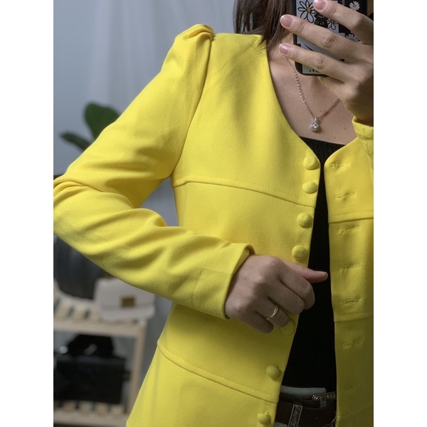 Áo blazer 2hand màu vàng tươi