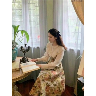 Đầm gấm hoa bèo ngực