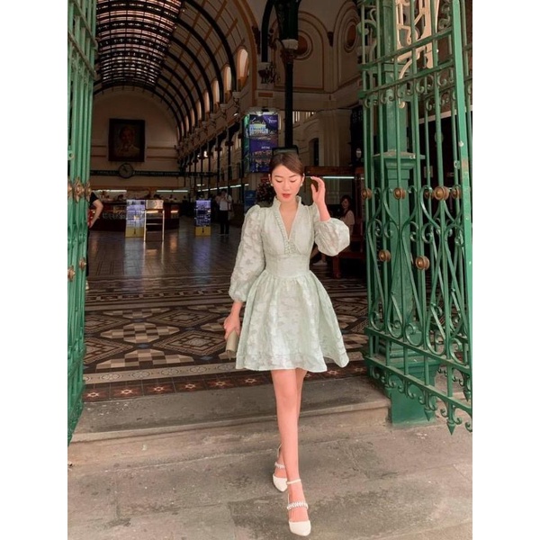 Đầm nữ ren hóa tay phồng xinh xắn Nisaa Dress