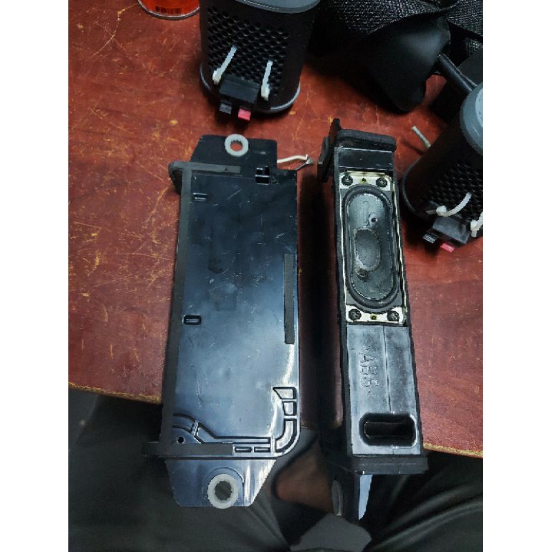 Sony 1-858-963-11 loa tivi thùng ma trận 8ohm đánh hay bass ấm