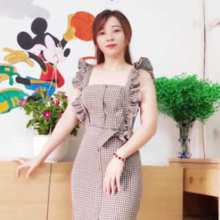 Đầm caro tay bèo