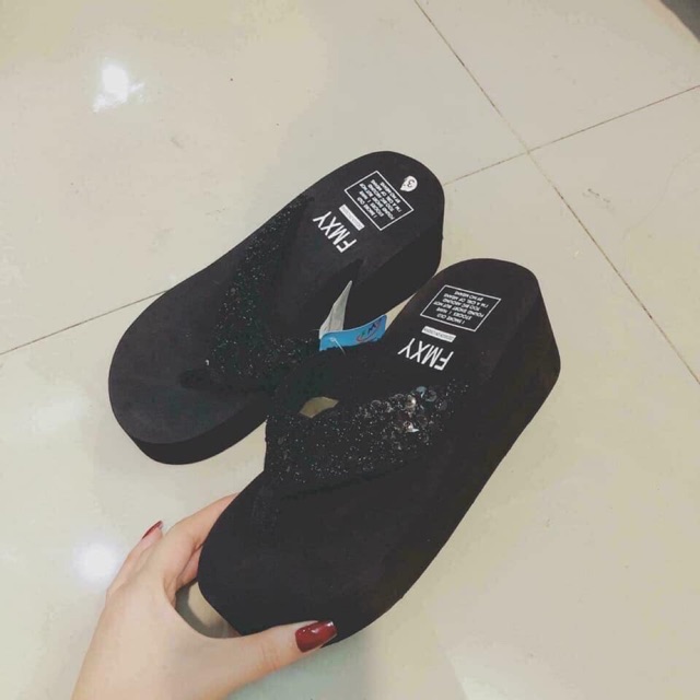 Dép xốp Thái