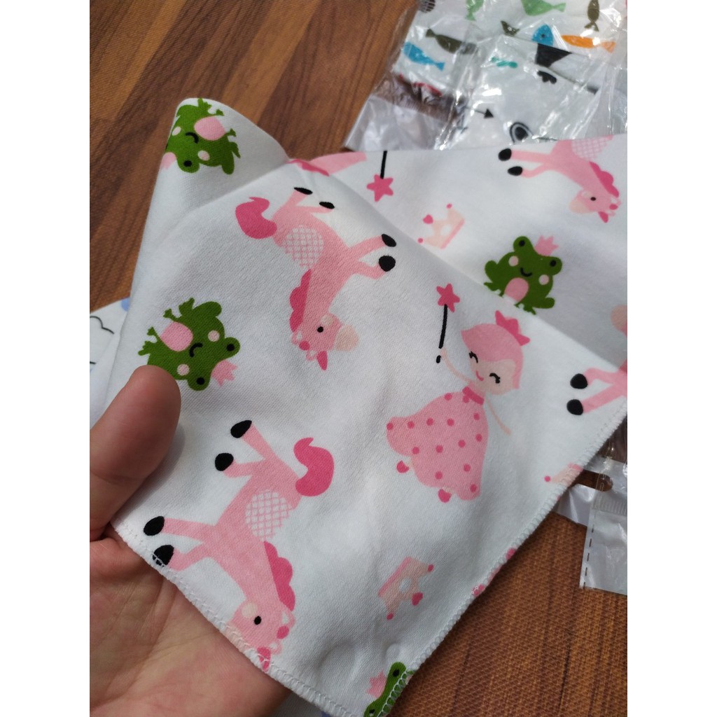 Set 5 khăn yếm tam giác cotton cho bé trai/bé gái