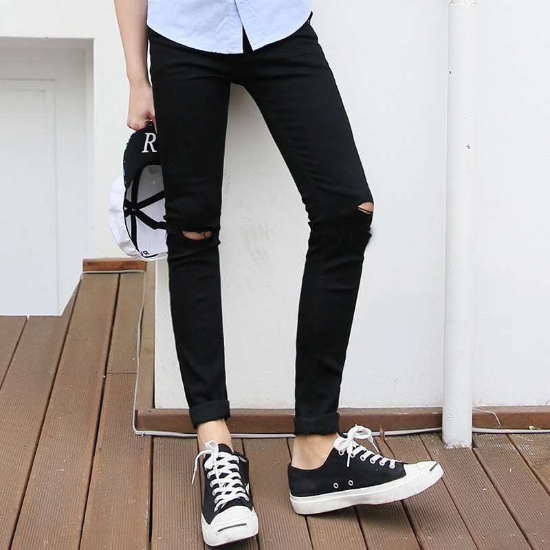Quần bò đen rách gối Dáng skinny dành cho nam vải co giãn , kiểu dáng hàn quốc