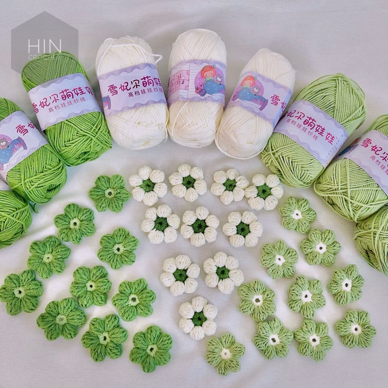 HIN croptop flower áo hoa len ghép thủ công xanh