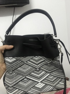 Túi Charles & Keith